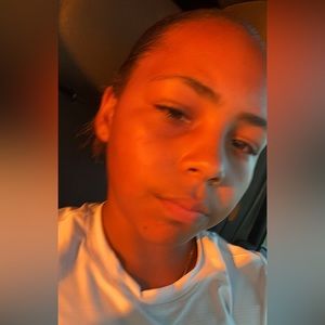 Meet your Posher, Arezmae